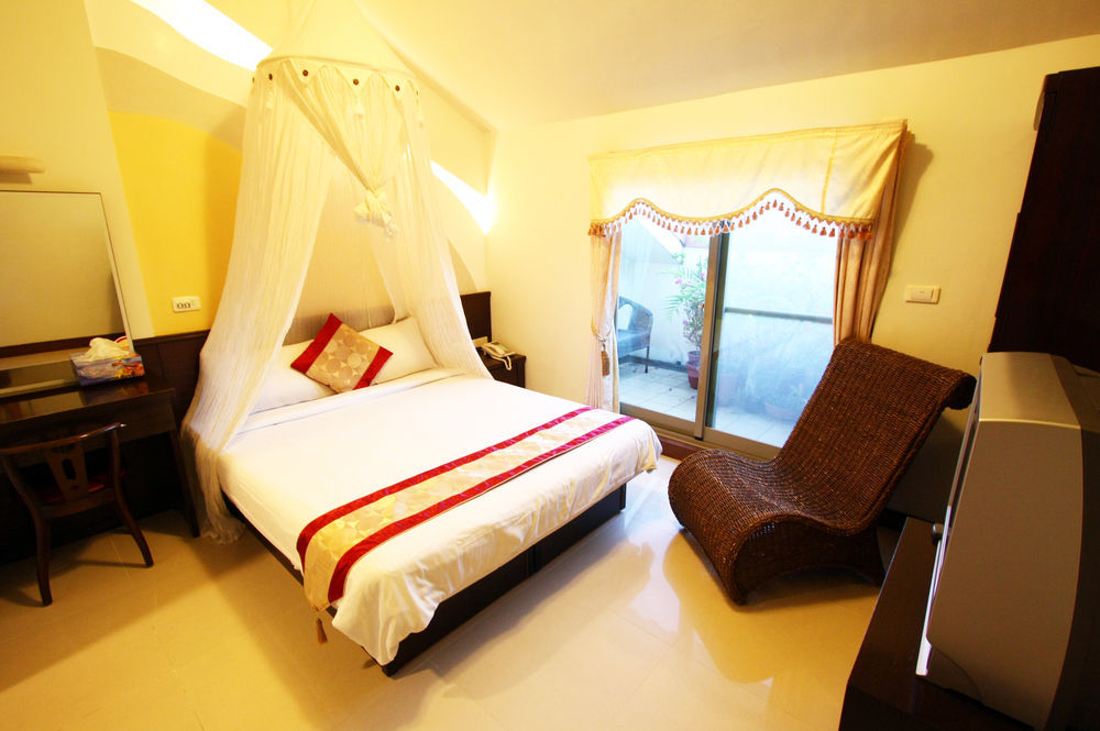 Bed and Breakfast 華納小筑 Кэньдин Экстерьер фото
